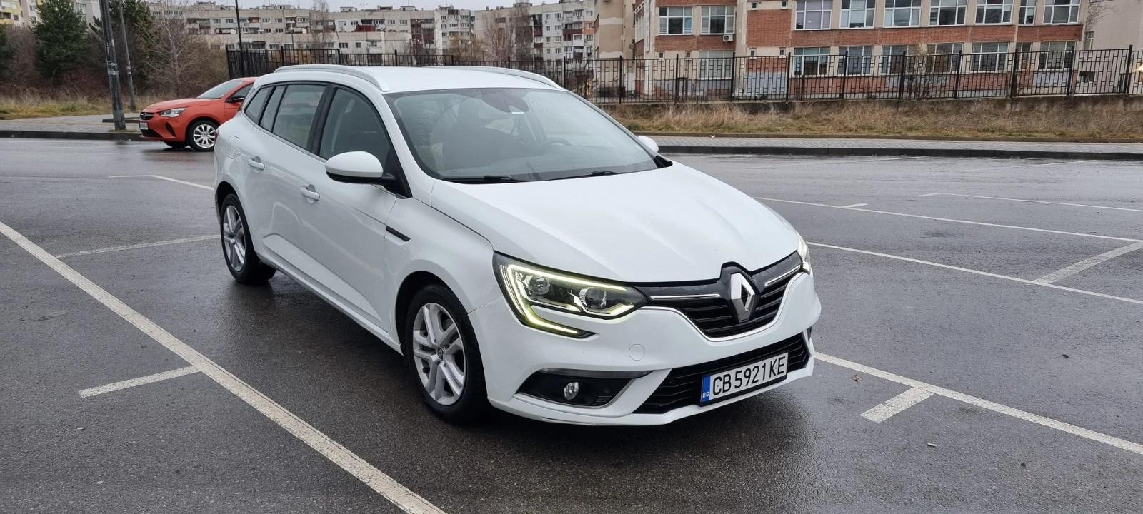 Renault Megane, снимка 5 - Автомобили и джипове - 54359695