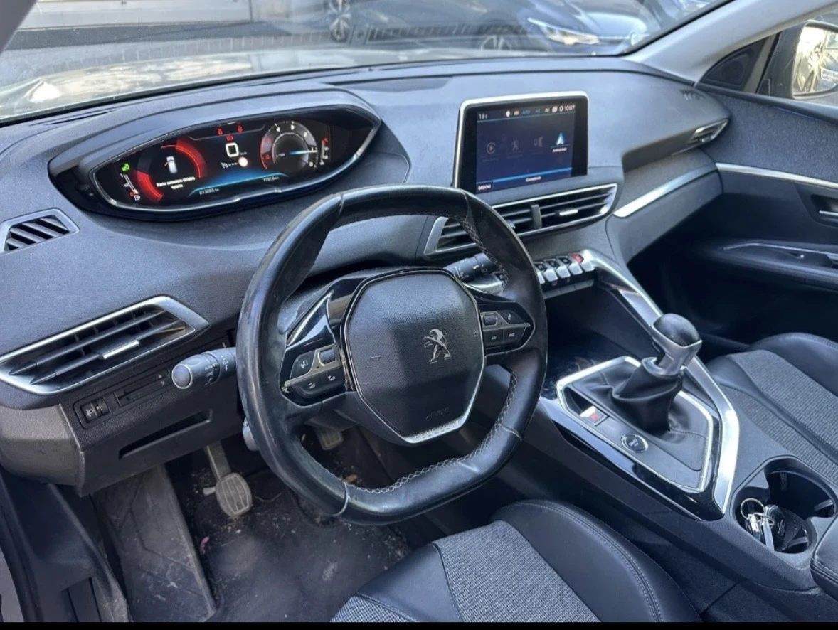 Peugeot 3008 1.6 HDI 120k.c. * Navi * LED * KAMERA * Bluetooth , снимка 6 - Автомобили и джипове - 54414061