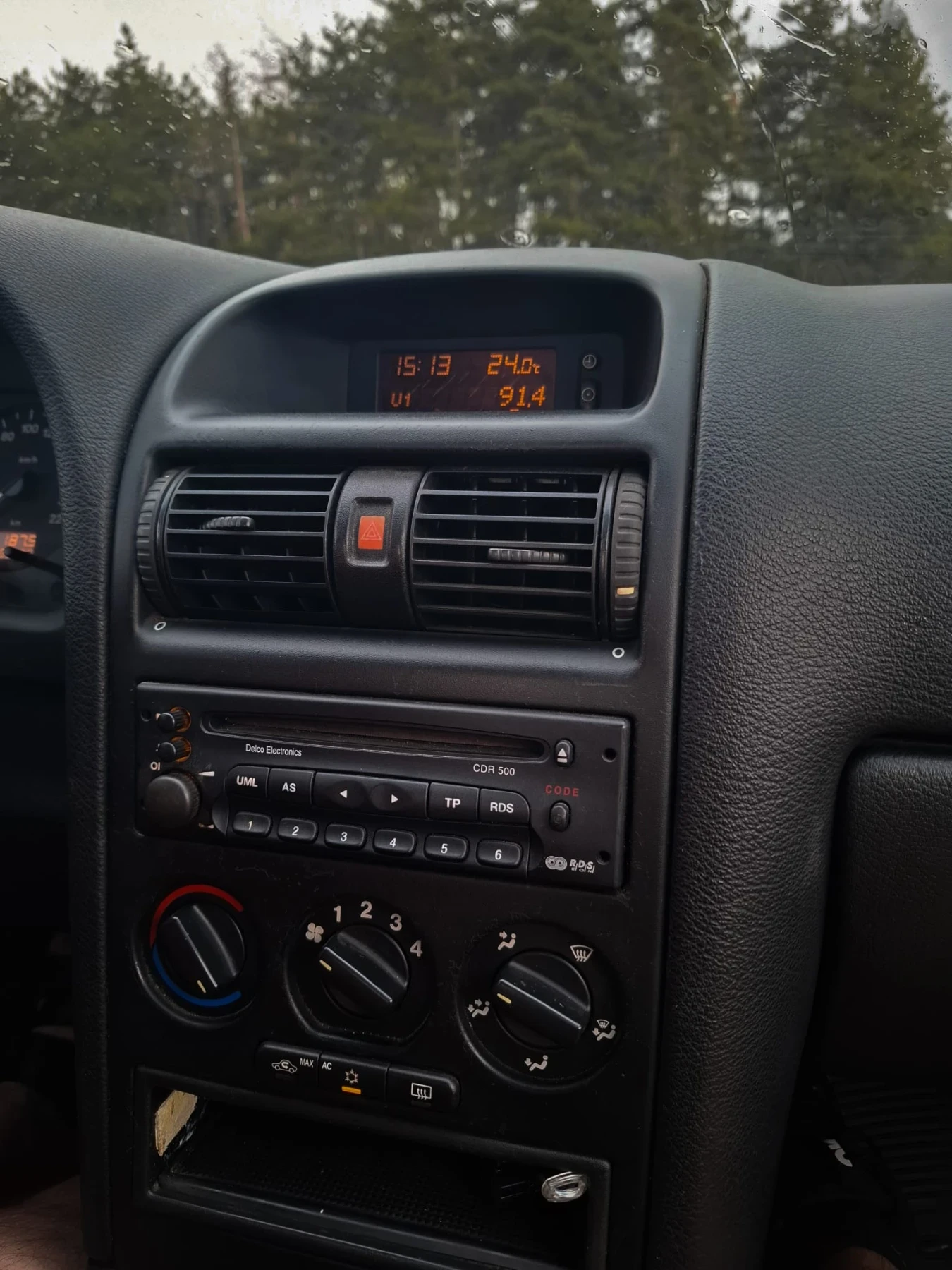 Opel Astra 1.6 газ/бензин , снимка 13 - Автомобили и джипове - 54735191