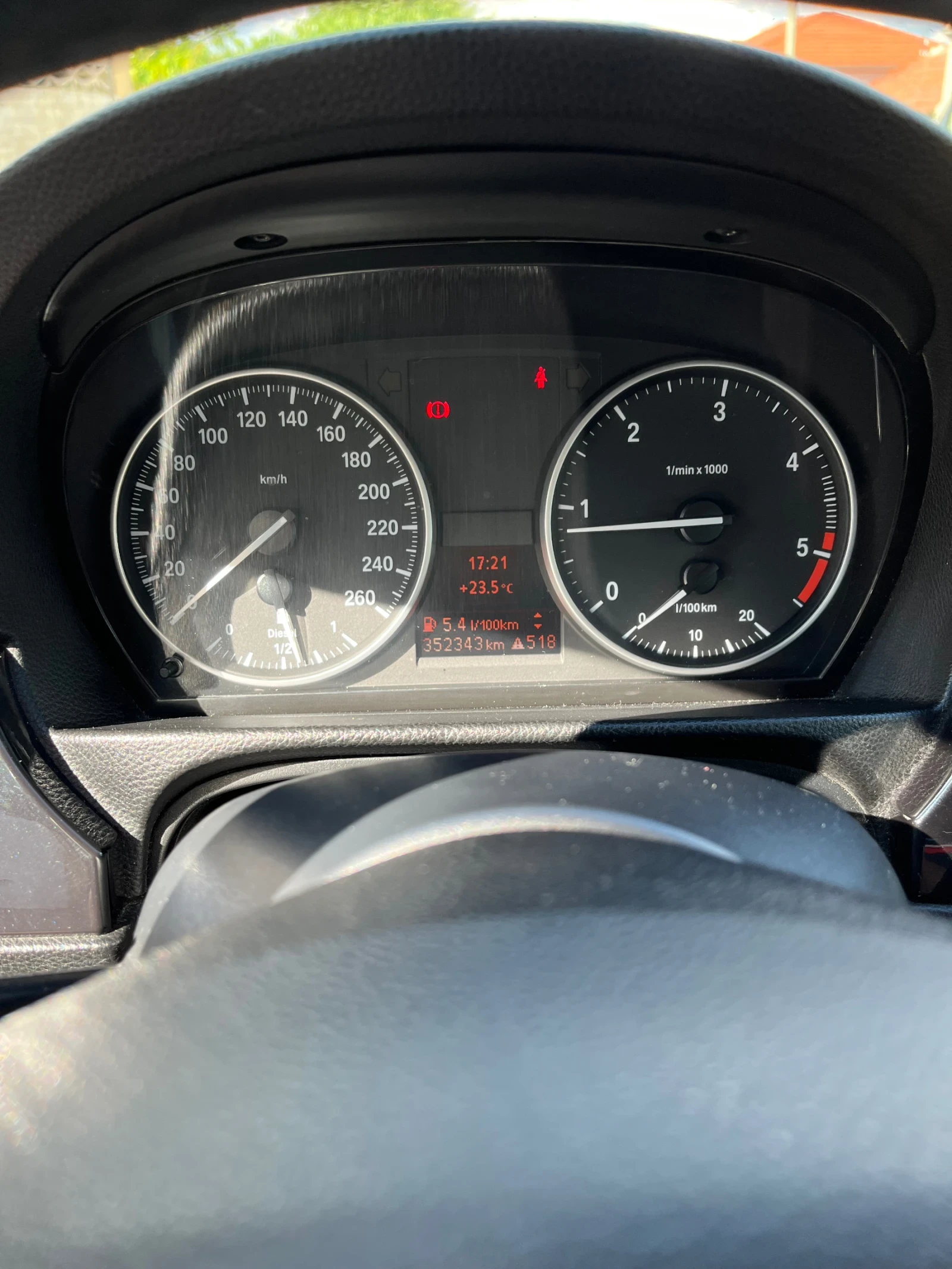 BMW 320 320d, снимка 17 - Автомобили и джипове - 54899911