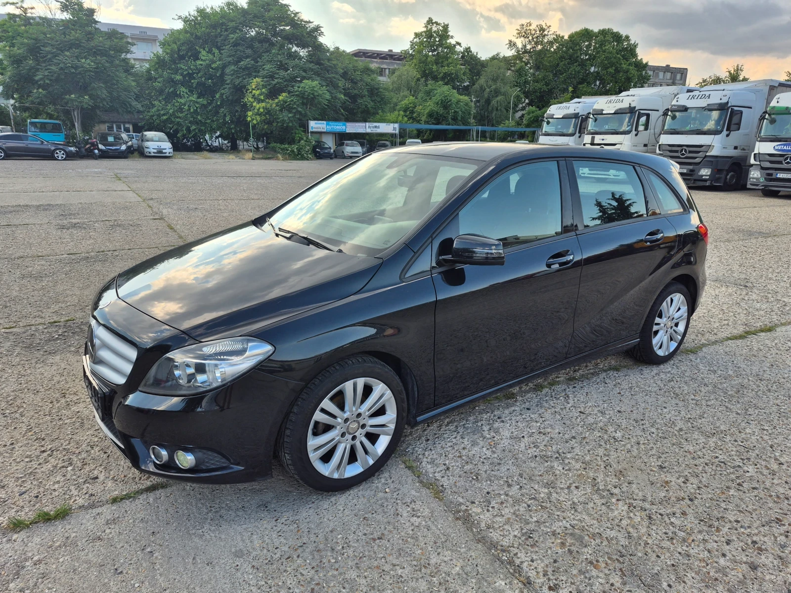 Mercedes-Benz B 180 157.000 КМ, снимка 6 - Автомобили и джипове - 55056296