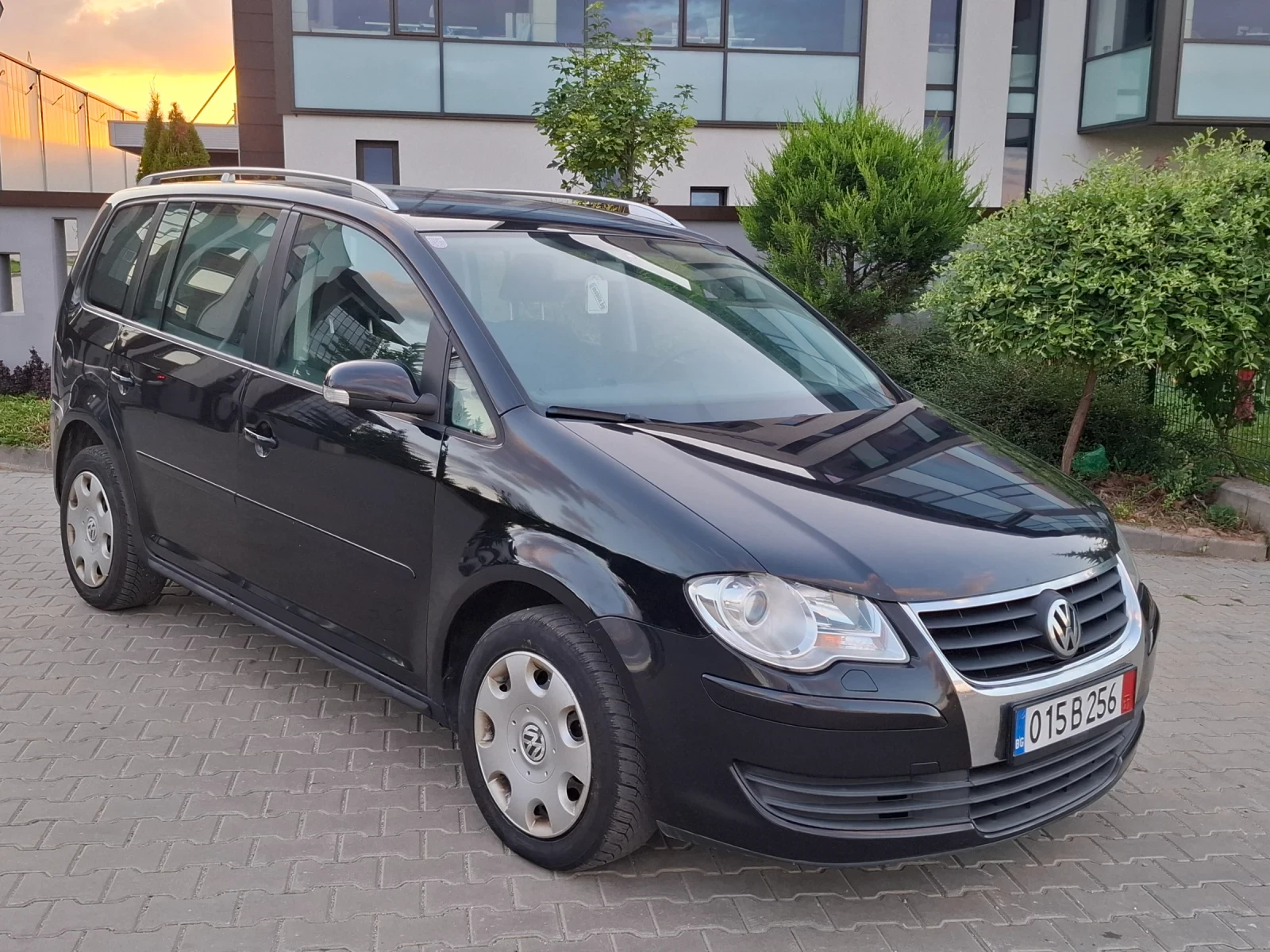 VW Touran 1.9TDI* (105��)* FACELIFT* NAVI* ��� ����* *  | Mobile.bg � ����������� 10