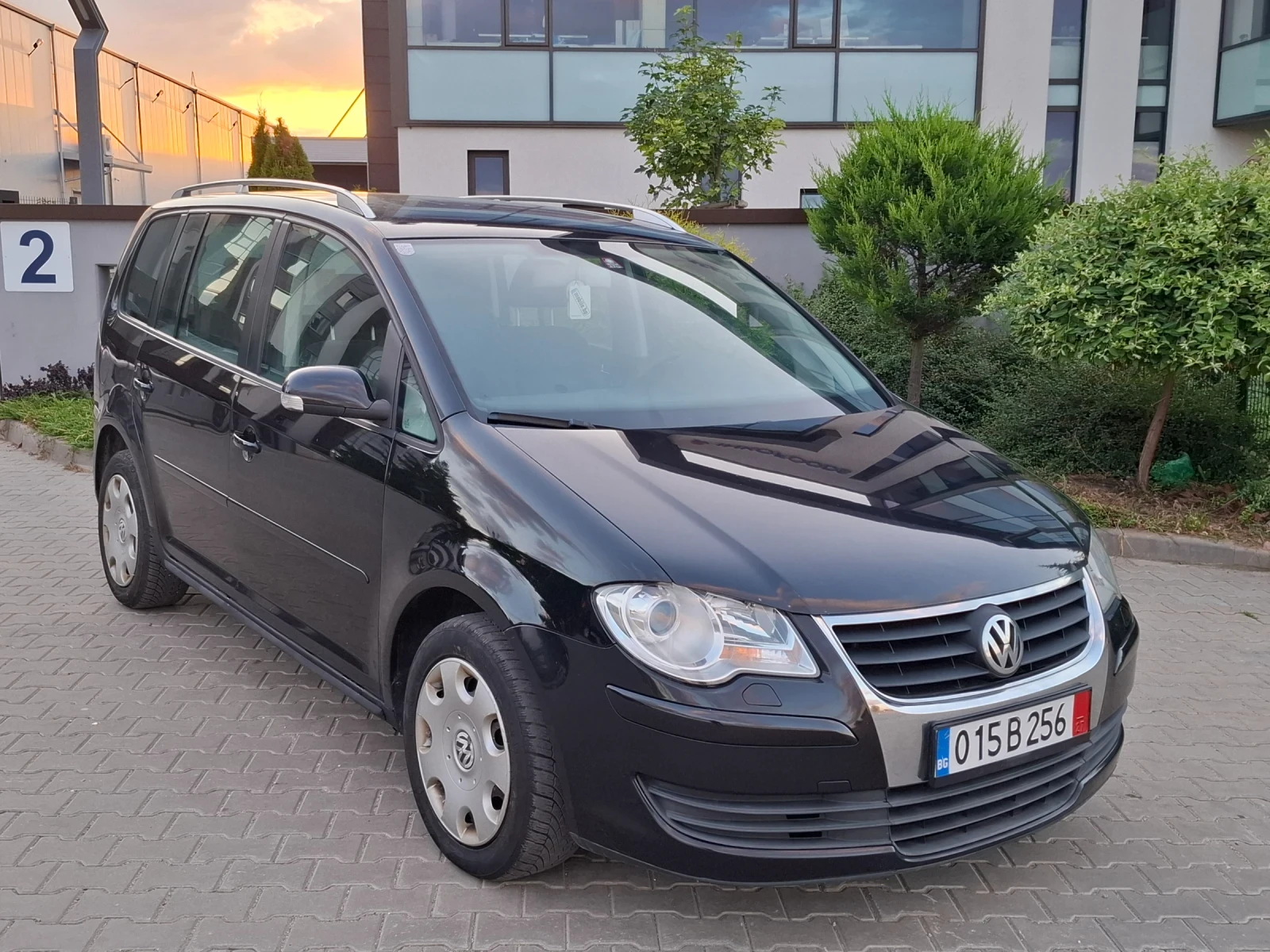 VW Touran 1.9TDI* (105��)* FACELIFT* NAVI* ��� ����* *  | Mobile.bg � ����������� 9