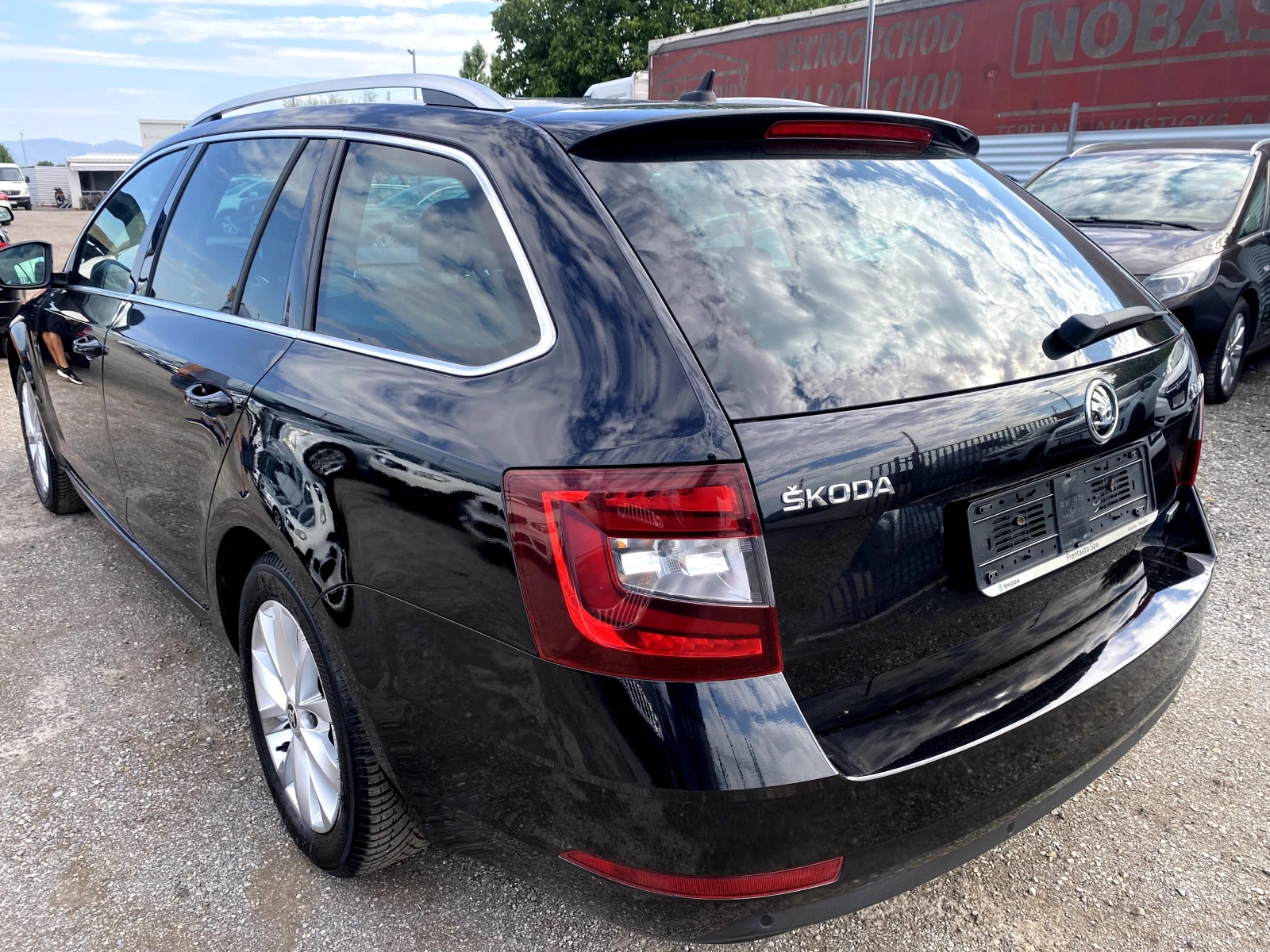 Skoda Octavia 1.5G-Tec 131к.с DSG 2020г. Италия, снимка 3 - Автомобили и джипове - 55443568