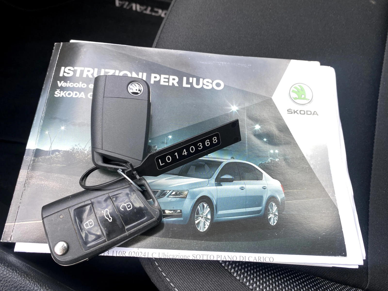 Skoda Octavia 1.5G-Tec 131к.с DSG 2020г. Италия, снимка 15 - Автомобили и джипове - 55443568