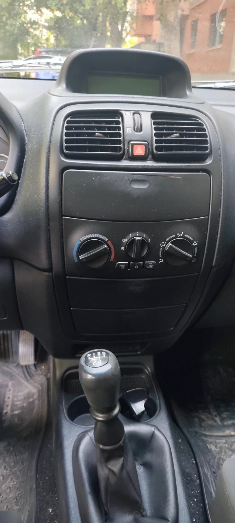 Mitsubishi Space star фейслифт, АГУ, снимка 8 - Автомобили и джипове - 55722342