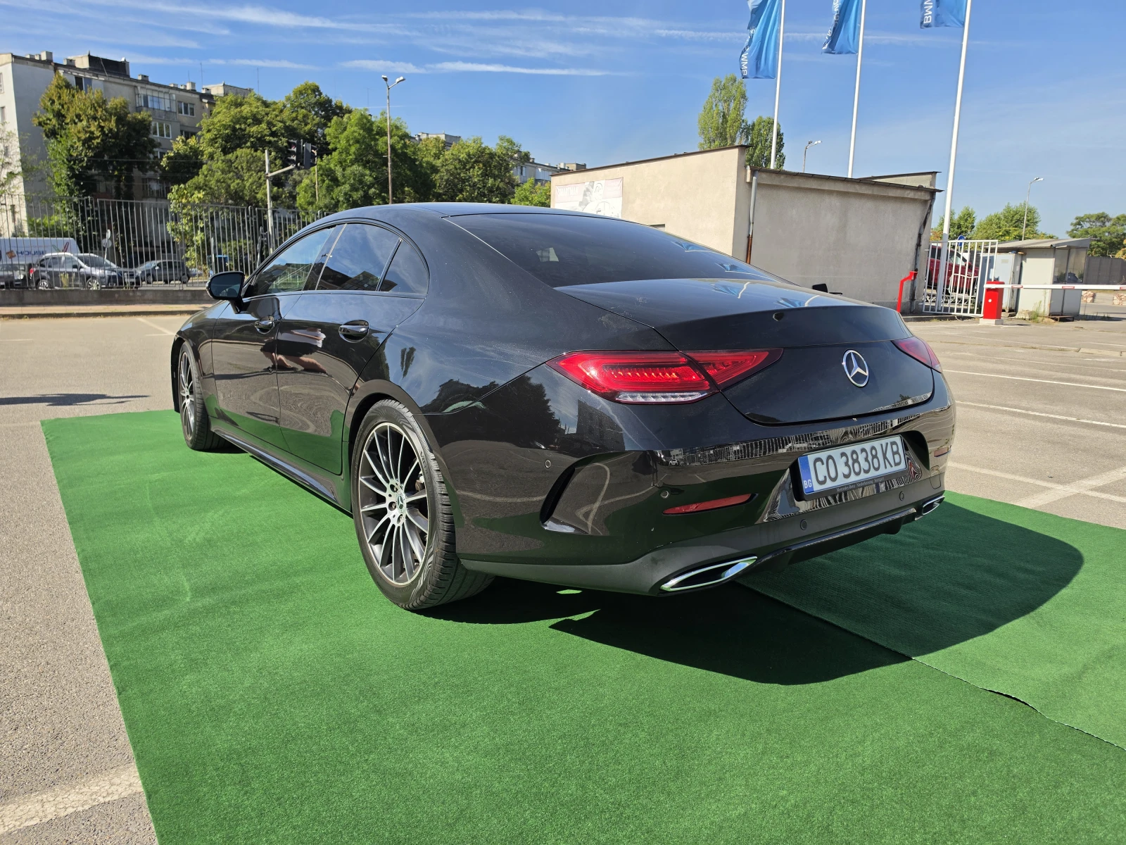 Mercedes-Benz CLS 300 AMG Line Black edition, снимка 3 - Автомобили и джипове - 55825248