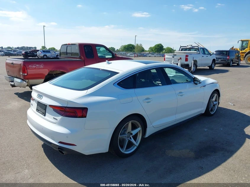 Audi A5 2.0l 45 Premium, снимка 4 - Автомобили и джипове - 56042776