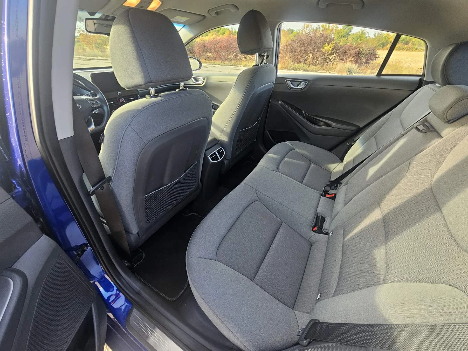 Hyundai Ioniq PLUG-IN HYBRID! SWISS EDITION! | Mobile.bg � ����������� 14