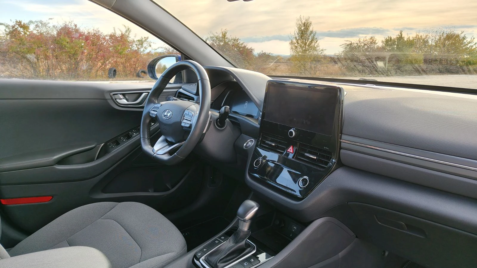 Hyundai Ioniq PLUG-IN HYBRID! SWISS EDITION! | Mobile.bg � ����������� 9