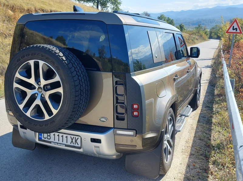 Land Rover Defender 110, 3.0 D, I6, XS Edition, снимка 17 - Автомобили и джипове - 48225304