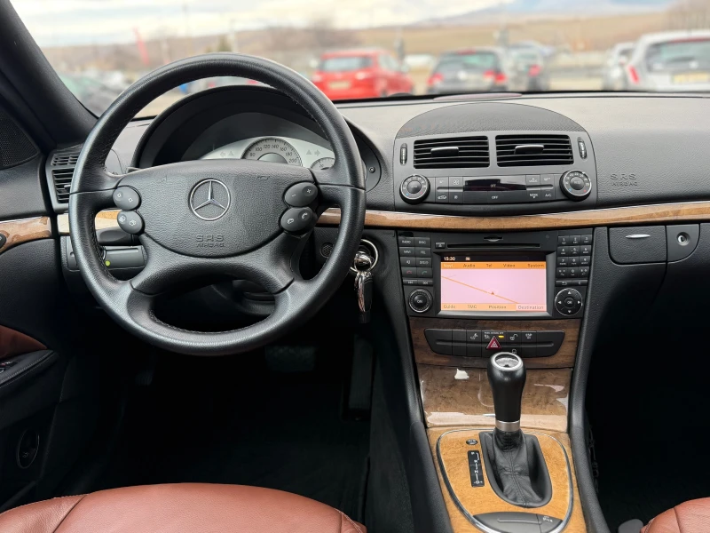 Mercedes-Benz E 280 * EVO* AVANTGARDE* NAVI* ИТАЛИЯ* , снимка 14 - Автомобили и джипове - 49653854