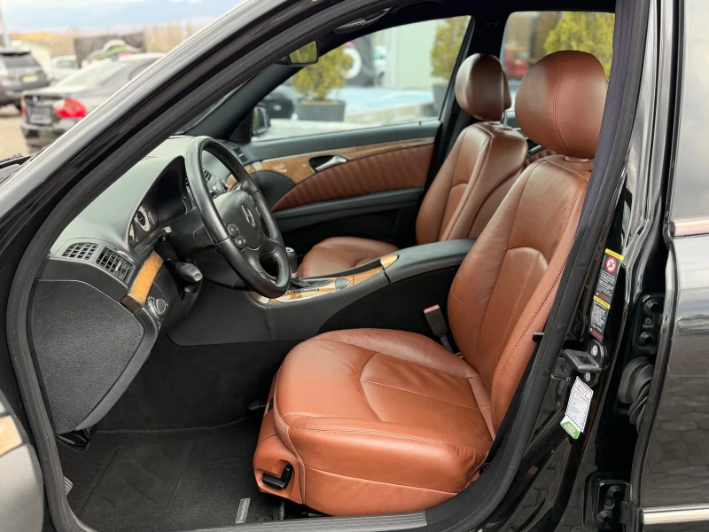 Mercedes-Benz E 280 * EVO* AVANTGARDE* NAVI* ИТАЛИЯ* , снимка 16 - Автомобили и джипове - 49653854