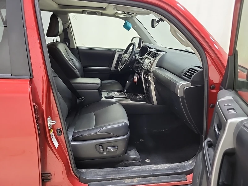 Toyota 4runner SR5, снимка 16 - Автомобили и джипове - 53183258