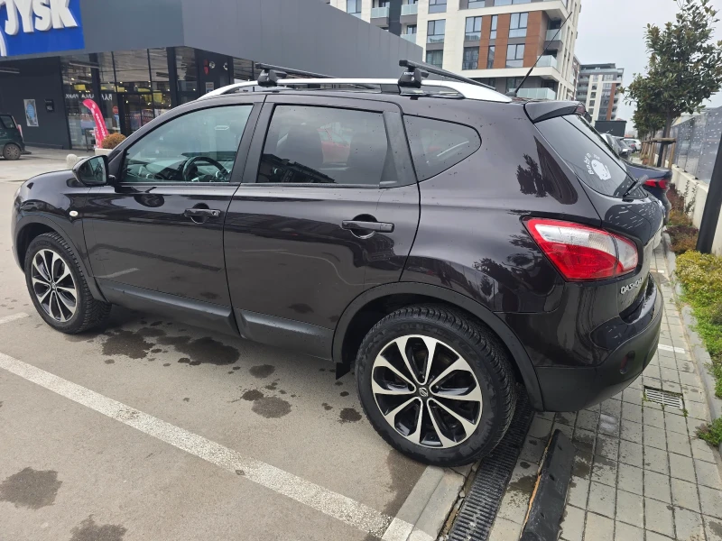 Nissan Qashqai, снимка 4 - Автомобили и джипове - 53479601