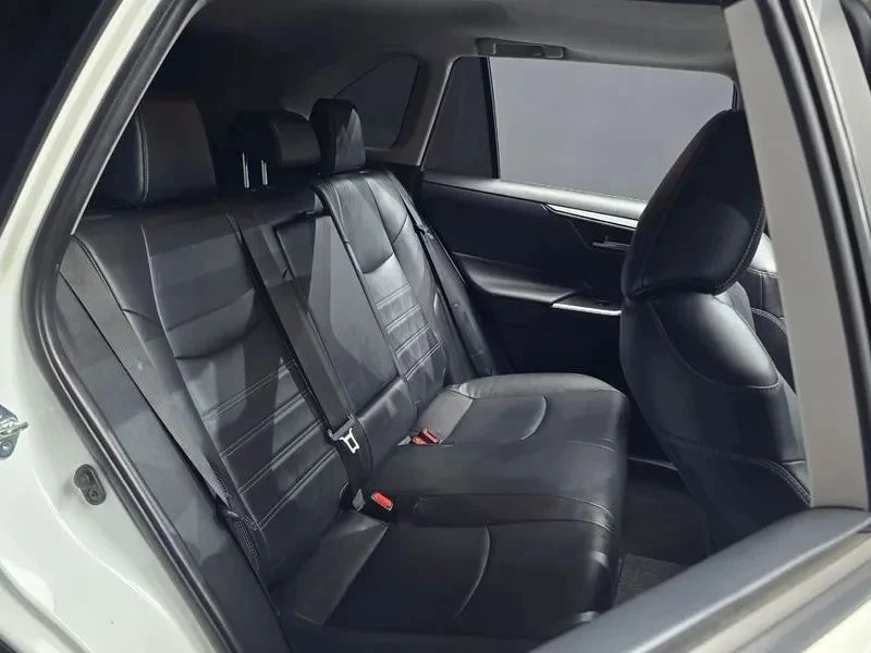 Toyota Rav4, снимка 12 - Автомобили и джипове - 56685257