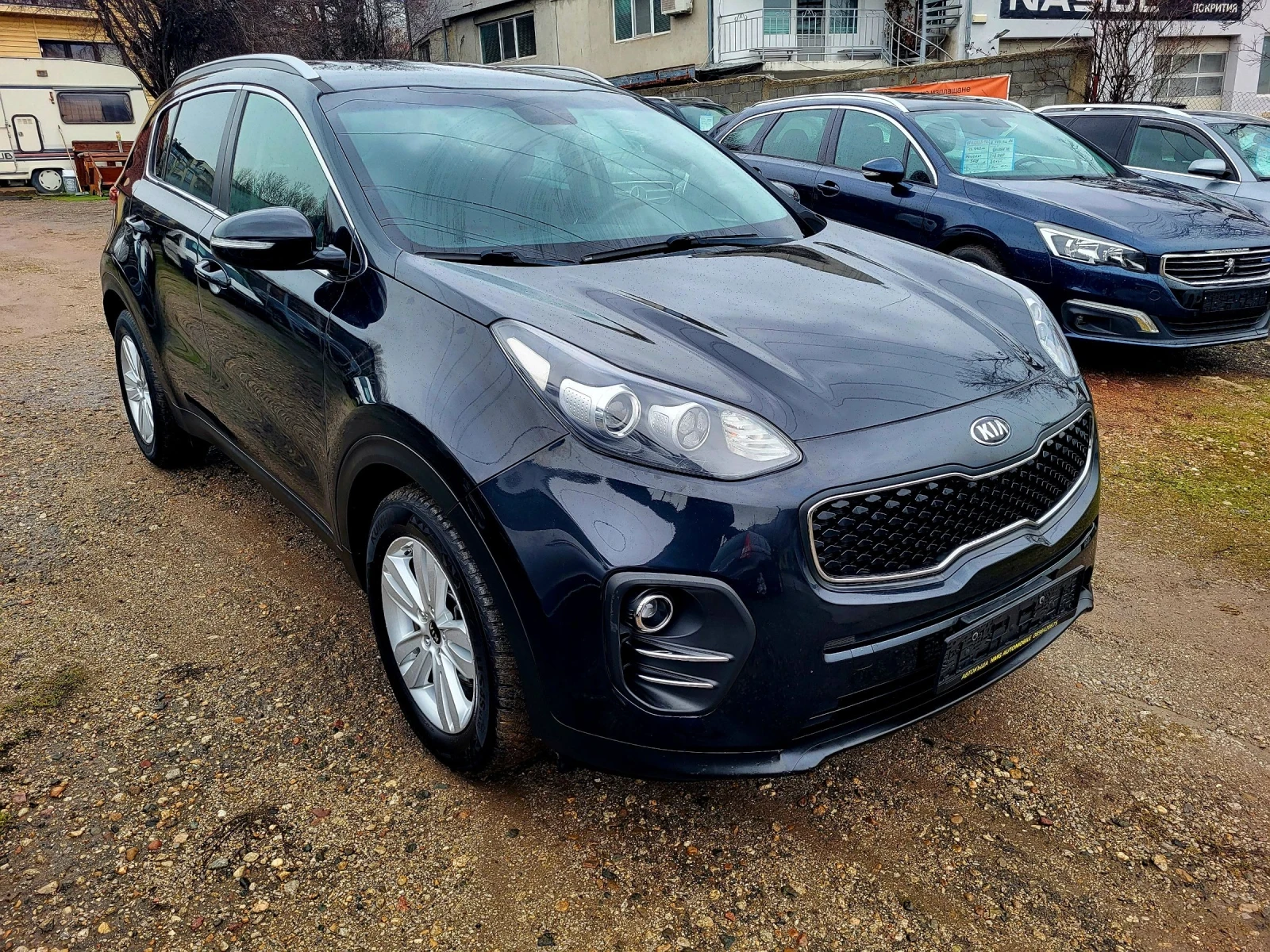 Kia Sportage 1.7 CRDI / ПЪЛНА СЕРВИЗНА ИСТОРИЯ / EURO-6B, снимка 1