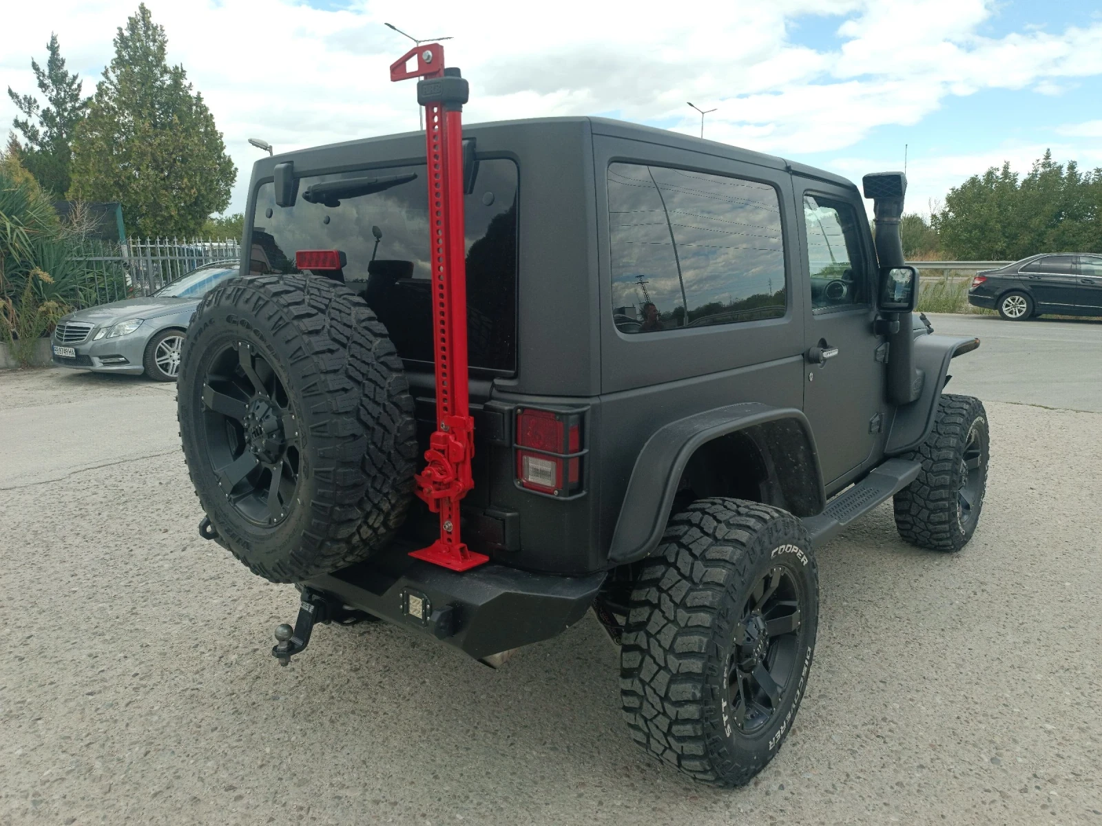 Jeep Wrangler 3.8 - изображение 7