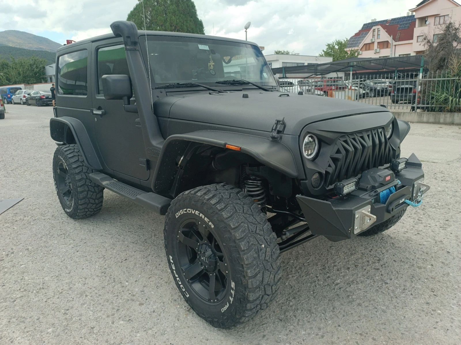 Jeep Wrangler 3.8 - изображение 4