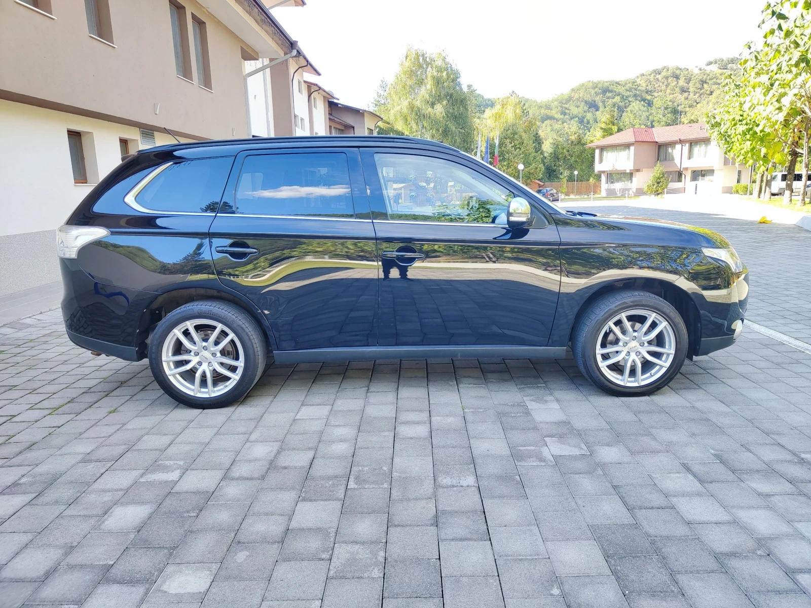 Mitsubishi Outlander 2.2 d - изображение 5