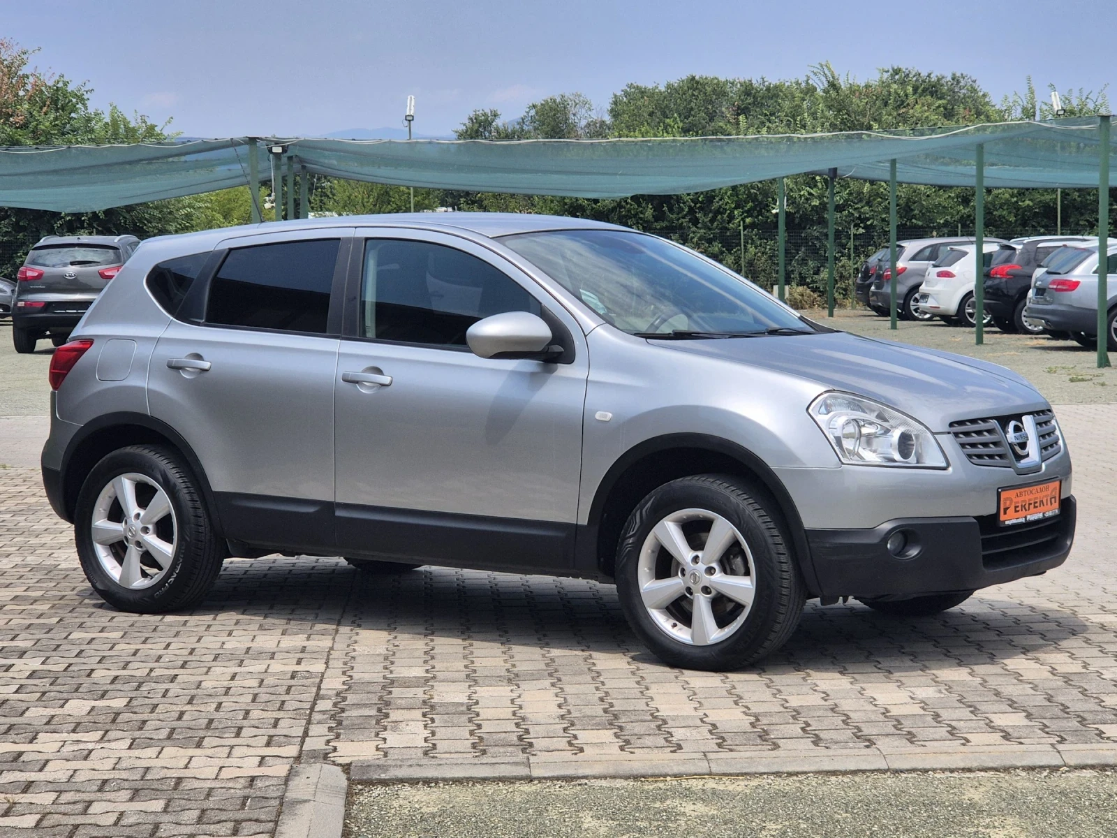 Nissan Qashqai 1.6 газ/бензин 114к.с. - изображение 6