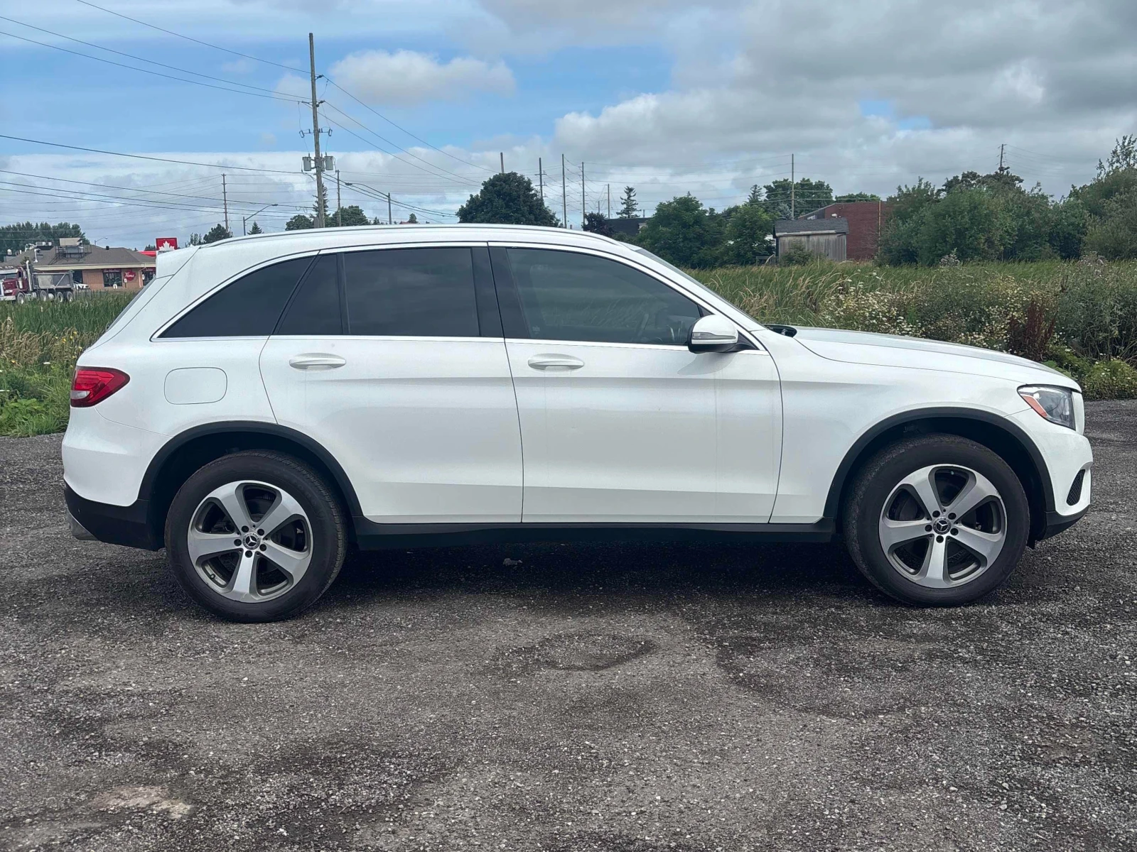 Mercedes-Benz GLC 300 * * CARFAX * * АВТО КРЕДИТ * *  - изображение 4