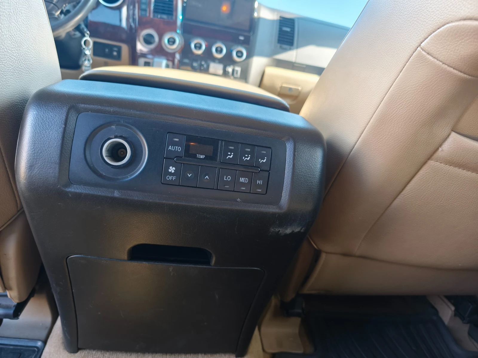 Toyota Sequoia 5.7 Газ - изображение 9