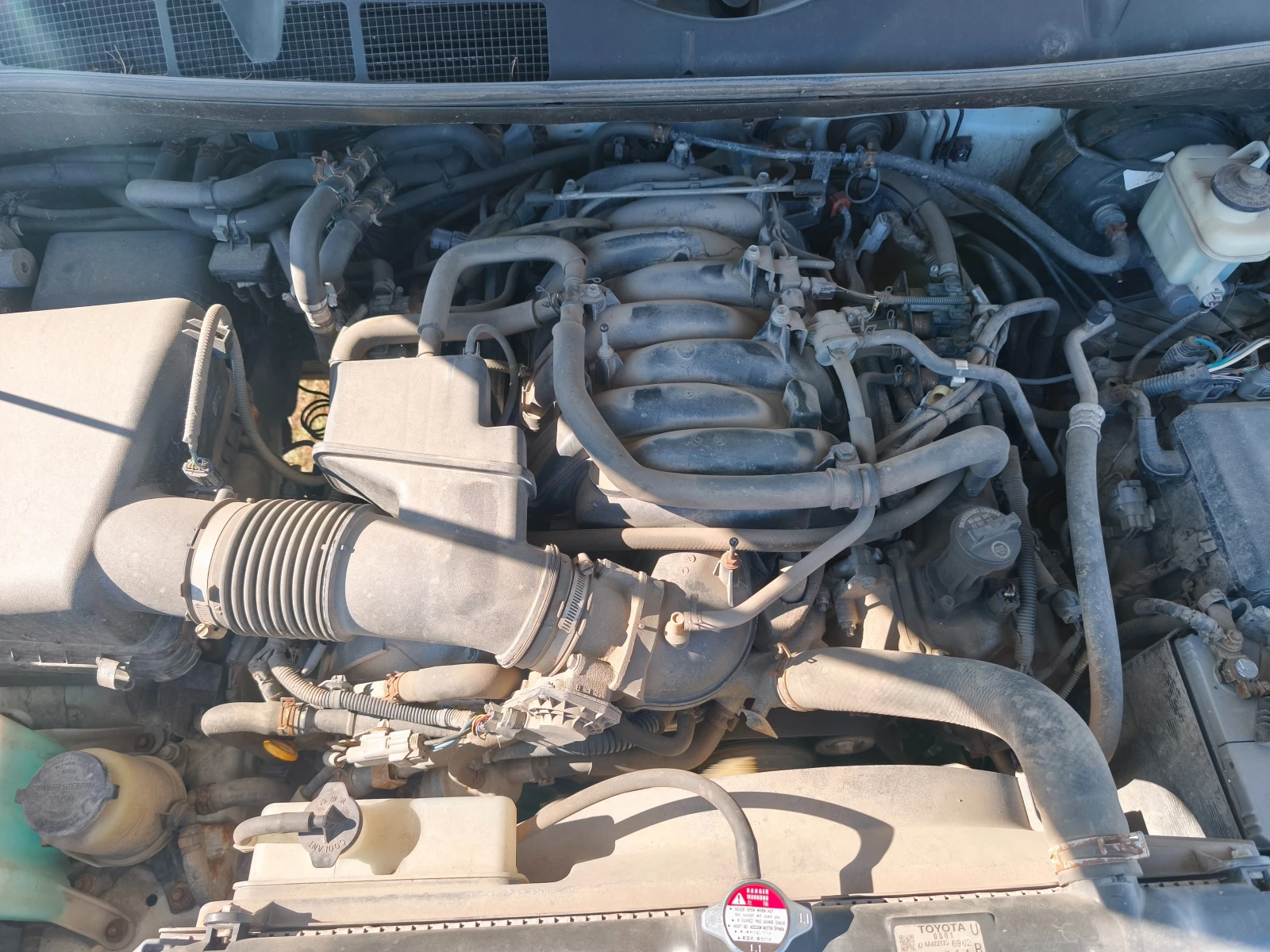 Toyota Sequoia 5.7  | Mobile.bg   16