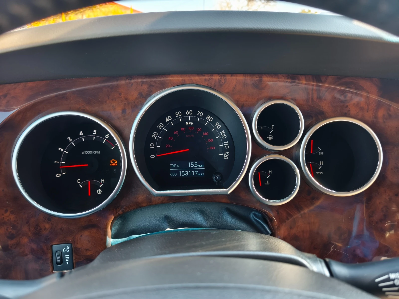 Toyota Sequoia 5.7 Газ - изображение 7