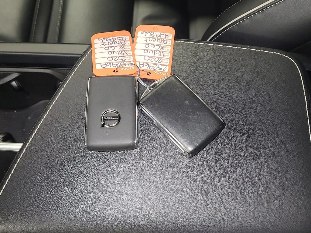 Volvo XC60 R DESIGN  CARFAX - изображение 8