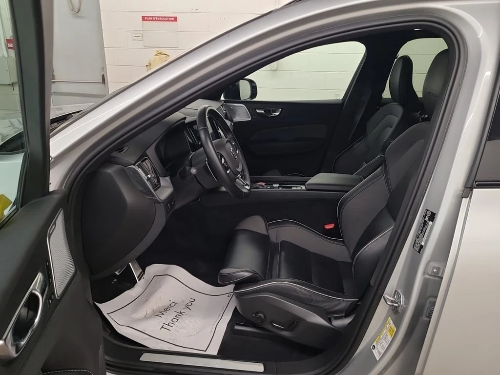 Volvo XC60 R DESIGN  CARFAX - изображение 5