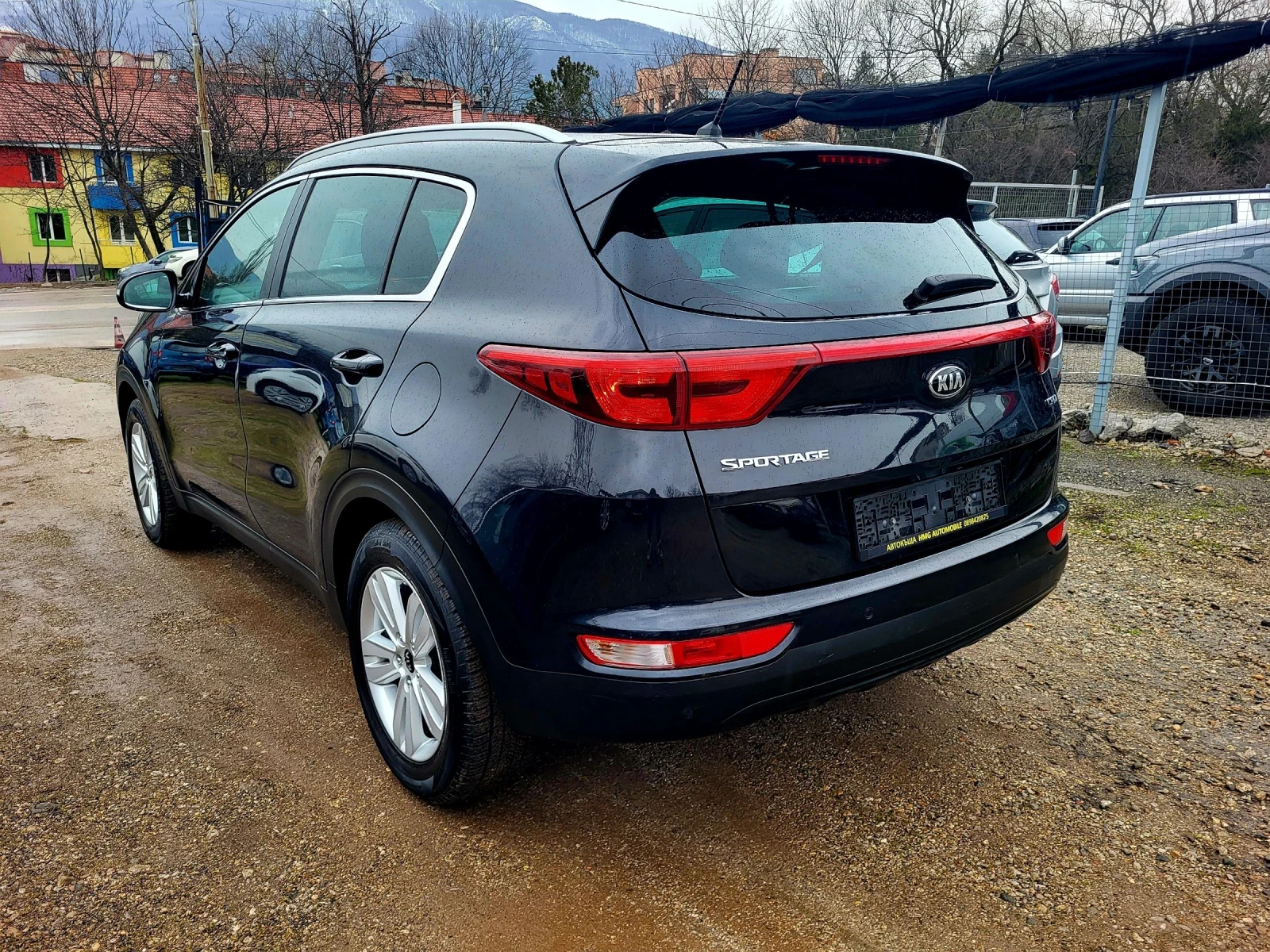 Kia Sportage 1.7 CRDI / ПЪЛНА СЕРВИЗНА ИСТОРИЯ / EURO-6B - изображение 4