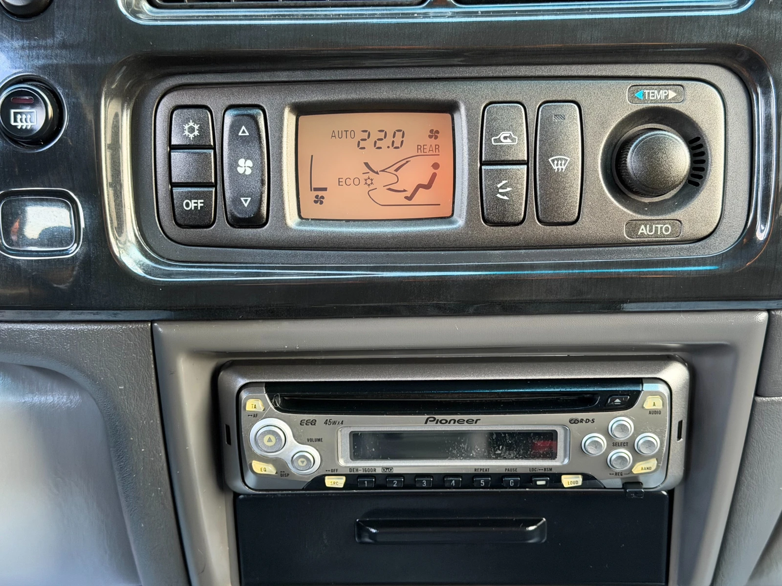 Mitsubishi Pajero sport 2.5TDI TOP TOP TOP, снимка 10 - Автомобили и джипове - 53981842