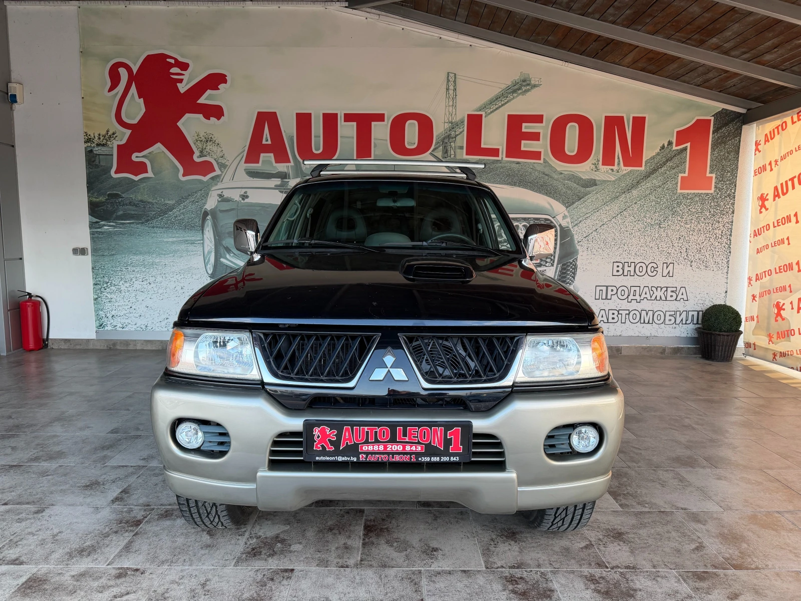 Mitsubishi Pajero sport 2.5TDI TOP TOP TOP, снимка 2 - Автомобили и джипове - 53981842