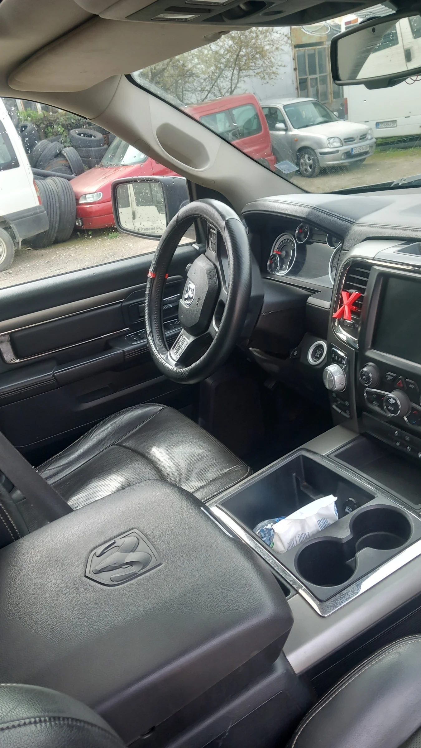 Dodge RAM 1500, снимка 6 - Автомобили и джипове - 54178299