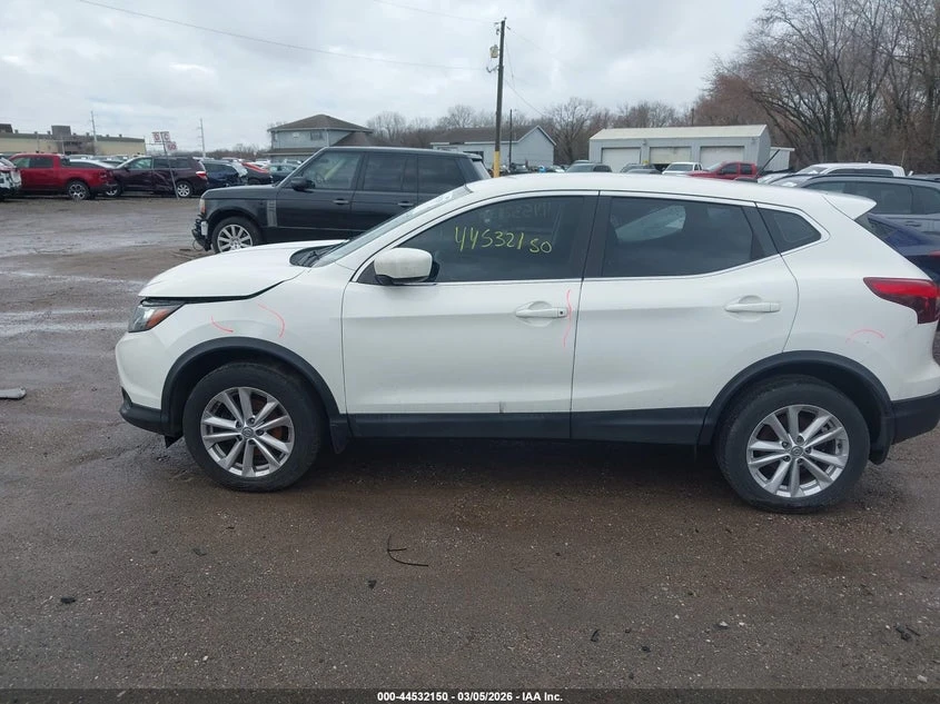 Nissan Rogue 2.0L I-4 DI, DOHC, VVT, 141HP All Wheel Drive | Mobile.bg � ����������� 14