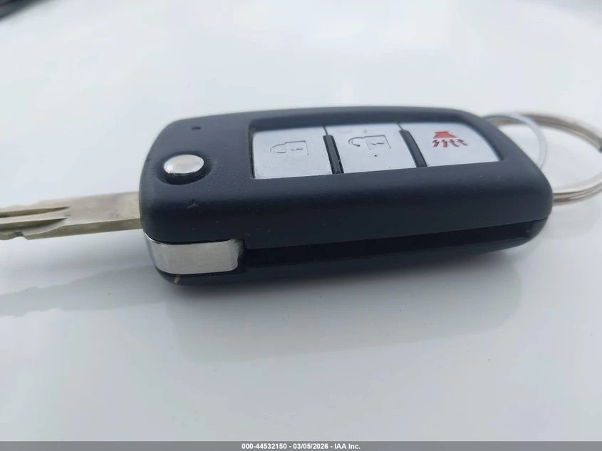 Nissan Rogue 2.0L I-4 DI, DOHC, VVT, 141HP All Wheel Drive | Mobile.bg � ����������� 11