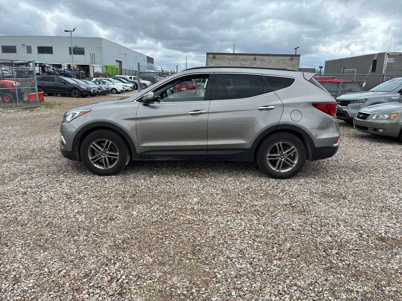 Hyundai Santa fe Luxury * ПОДГРЕВ * ОТ ПРЕДСТАВИТЕЛСТВО, снимка 3 - Автомобили и джипове - 54398119