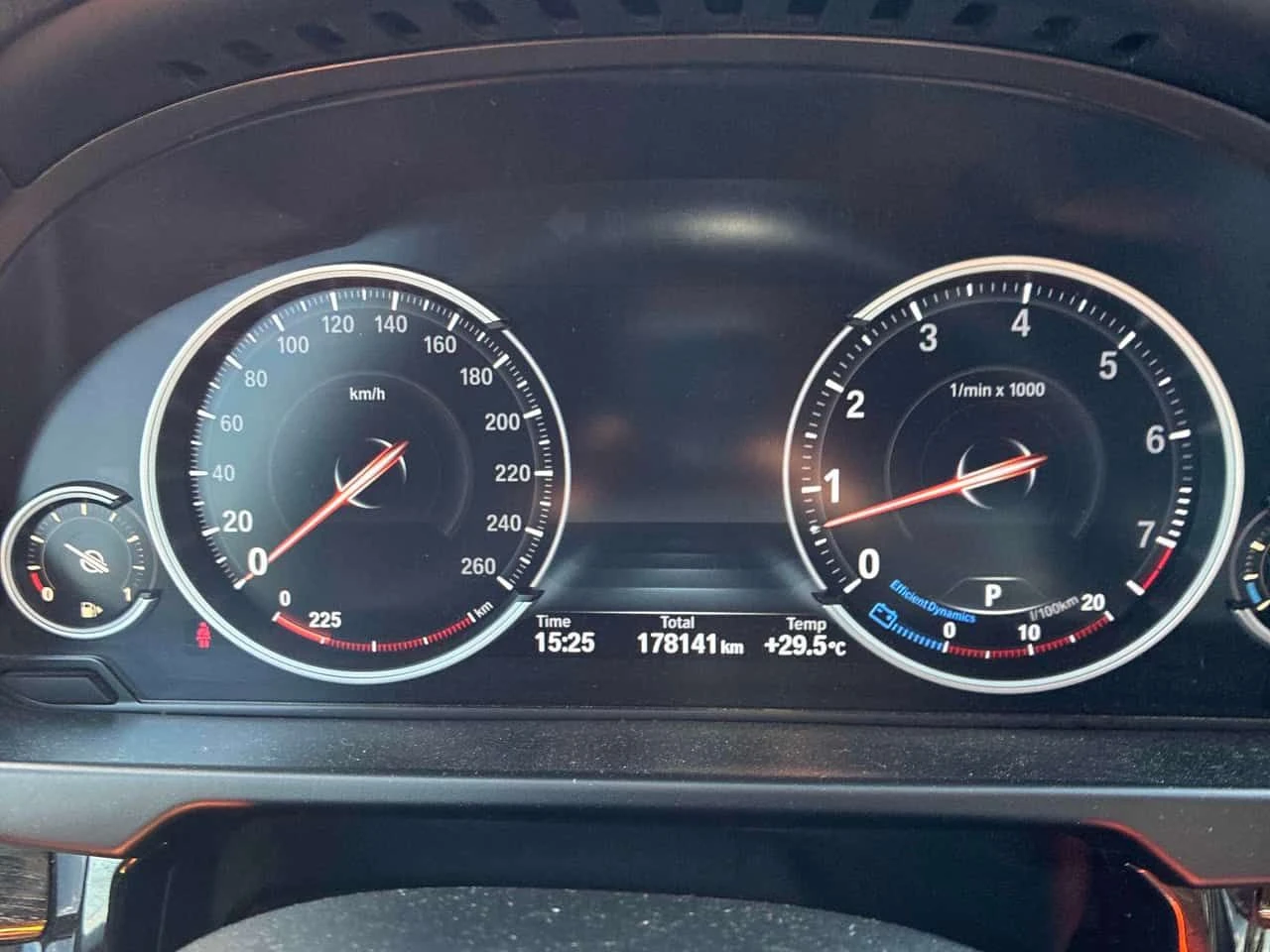 BMW X5 * xDrive35i * ГЛАВНО ПРЕДСТАВИТЕЛСТВО НА BMW* , снимка 9 - Автомобили и джипове - 54687788