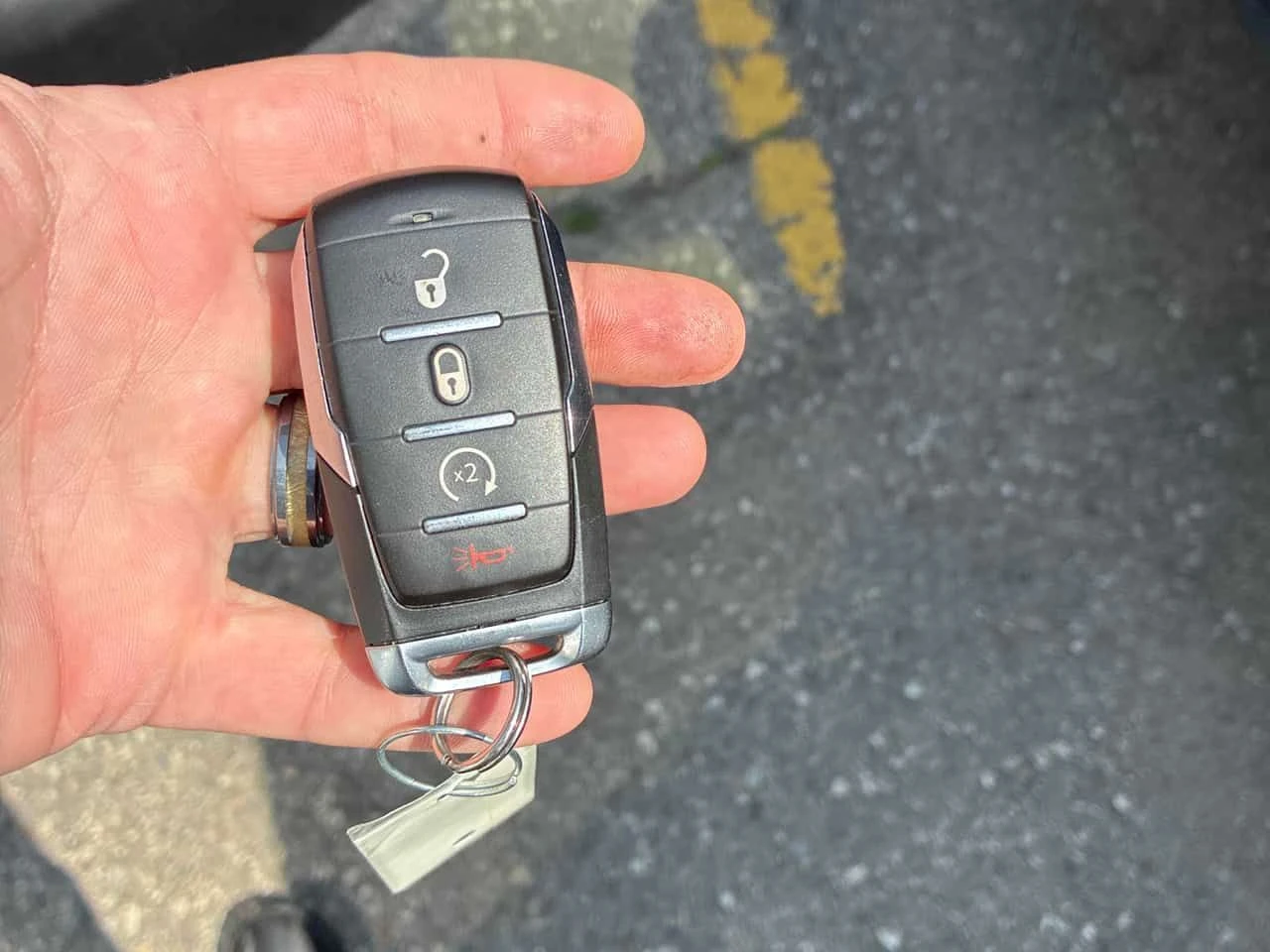Dodge RAM 1500 * Sport * АВТОКРЕДИТ БЕЗ ПЪРВОНАЧАЛНА ВНОСКА* , снимка 15 - Автомобили и джипове - 55365779