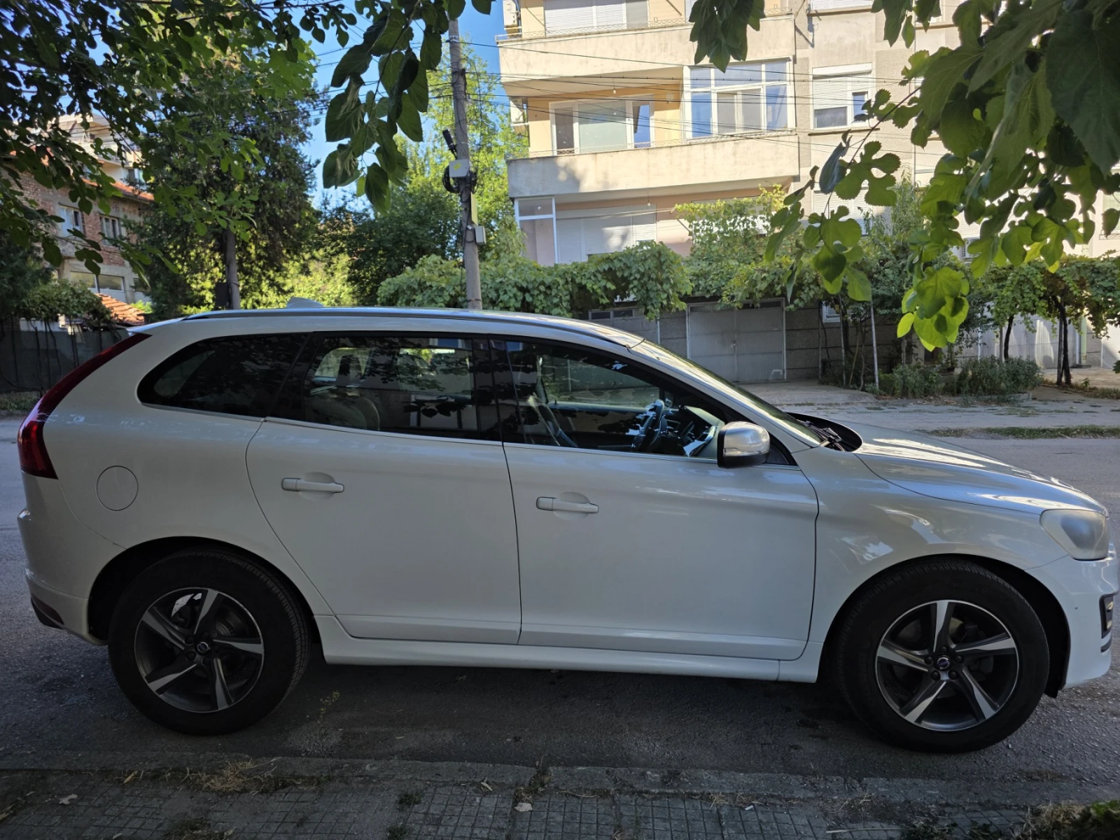 Volvo XC60 R Design