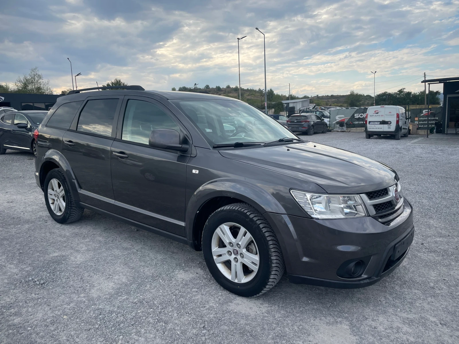 Fiat Freemont 2.0D 6+ 1, снимка 3 - Автомобили и джипове - 56143619