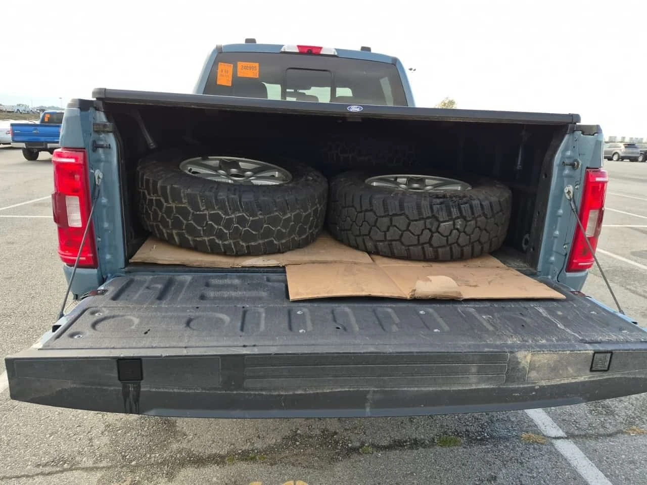 Ford F150 * XLT CREW CAB STD BED* АВТОКРЕДИТ* , снимка 14 - Автомобили и джипове - 56259598