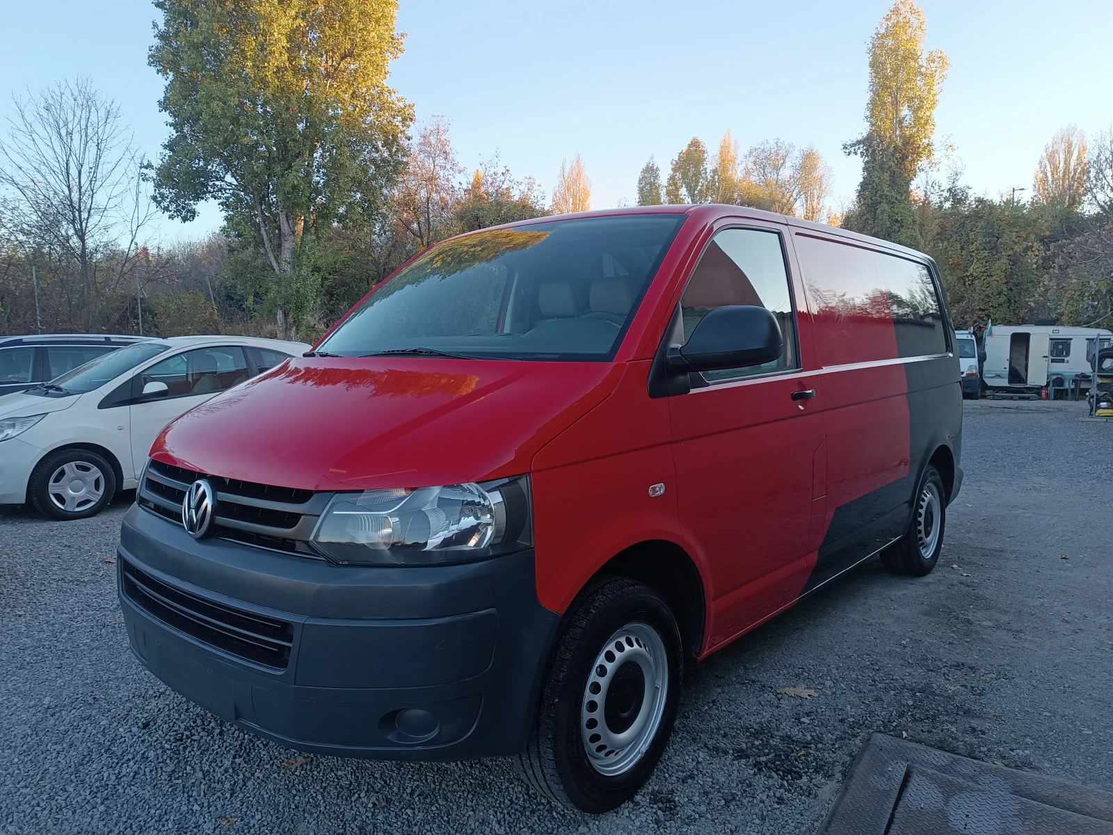 VW Transporter 2.0TDI КЛИМАТИК/ ИТАЛИЯ/ - изображение 3