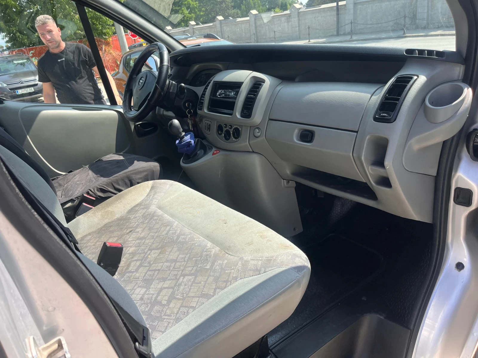 Opel Movano 1.9DCI КЛИМАТИК 9-МЕСТА - изображение 9