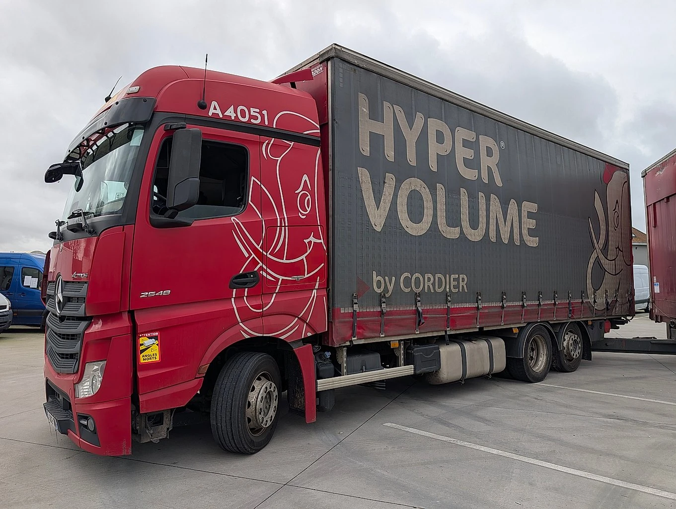 Mercedes-Benz Actros 2548