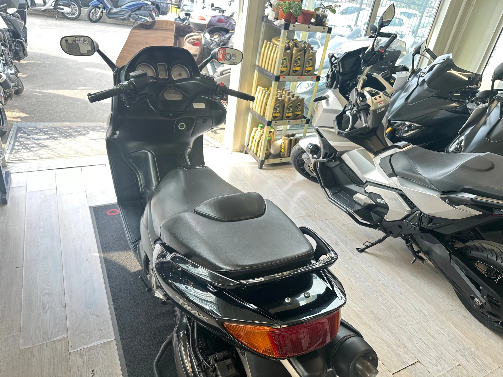 Yamaha T-max 500i 04.2008г., снимка 3 - Мотоциклети и мототехника - 53876518