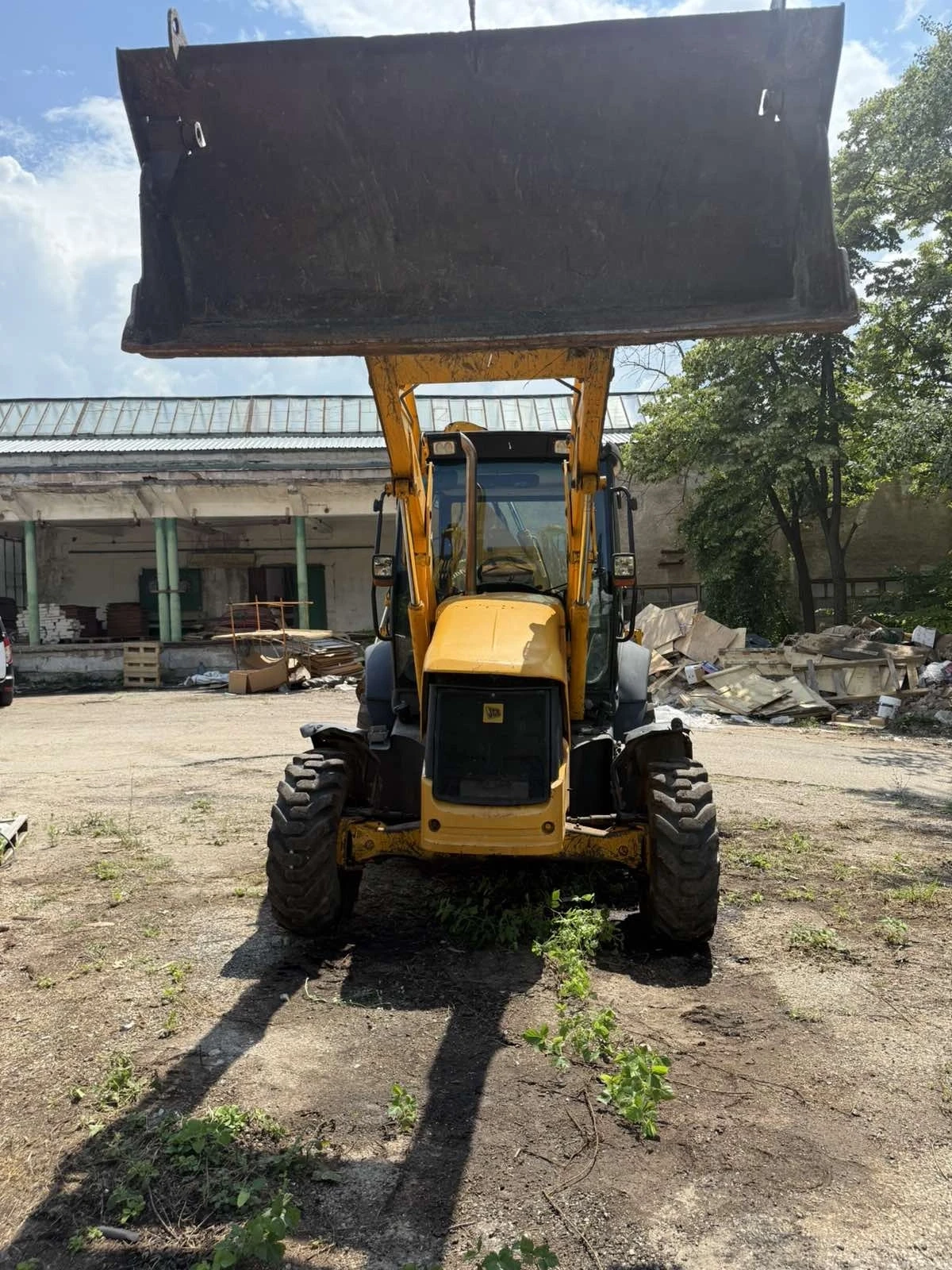 Багер JCB 3CX