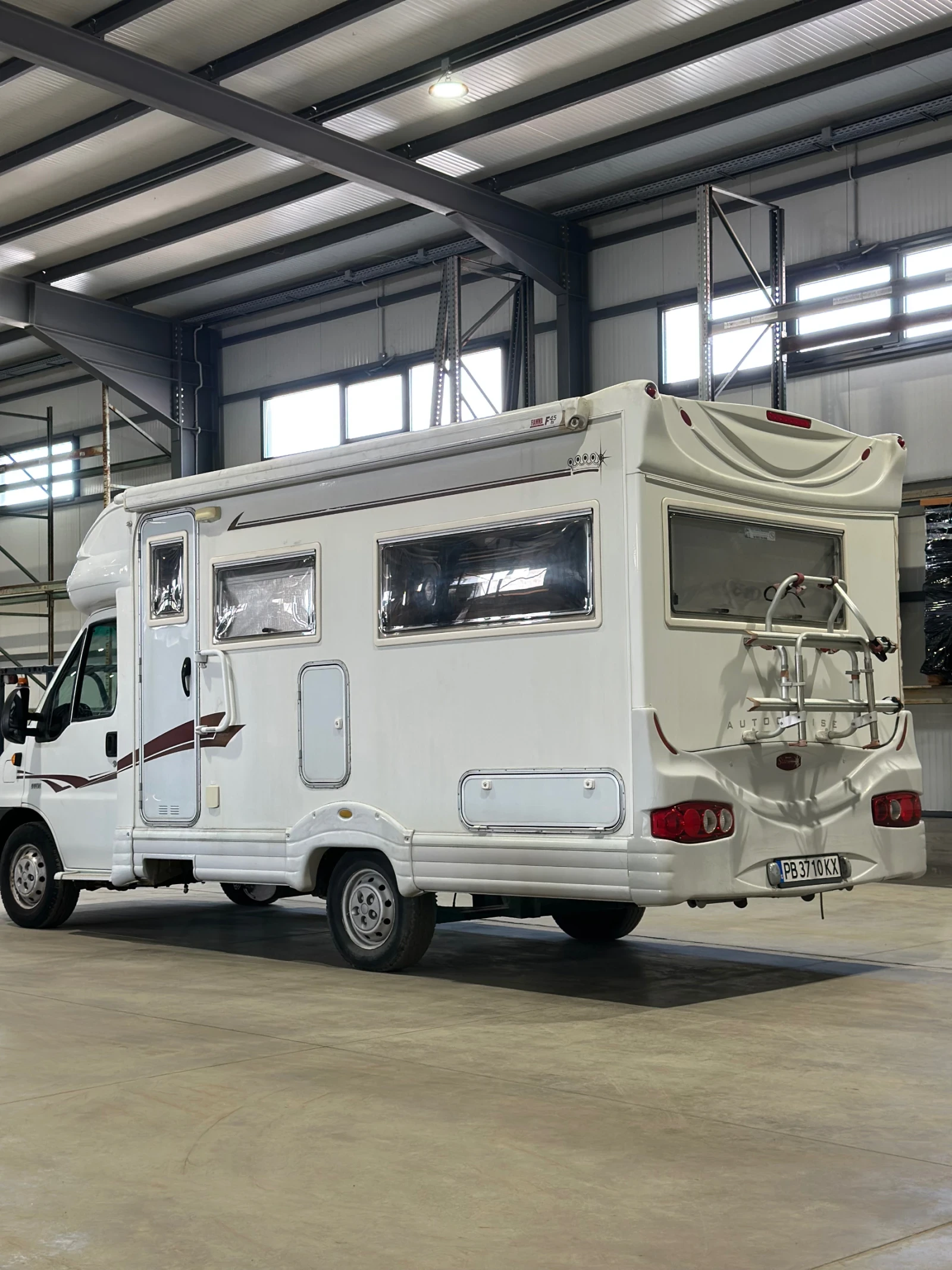 Кемпер Peugeot Boxer 330 - изображение 6