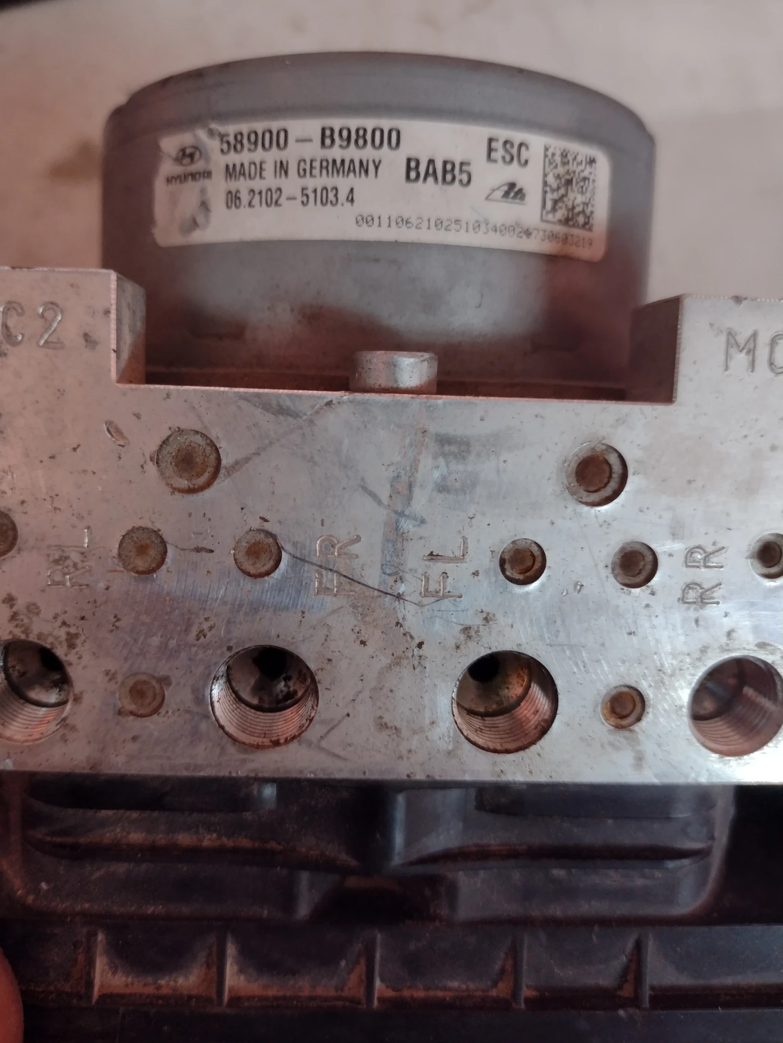 58900-B9800  062109-83303 ABS ����� HYUNDAI I10 06.2109-8330.3 | Mobile.bg � ����������� 2